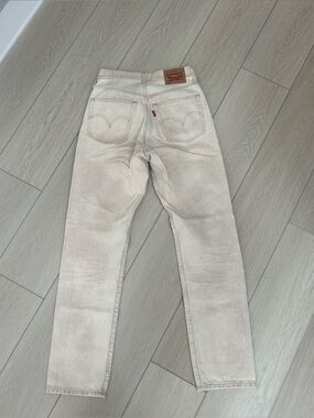 Levi's Light Beige 501 jeans
